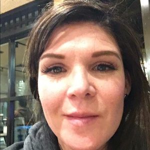 Meet your Posher, Gina